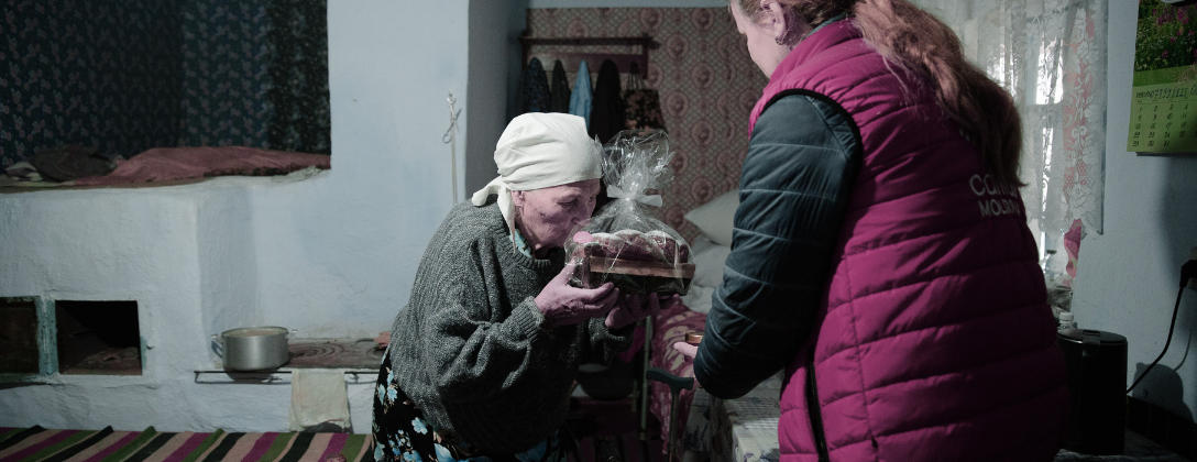 1 kg &icirc;mpotriva sărăciei - campanie de Paști